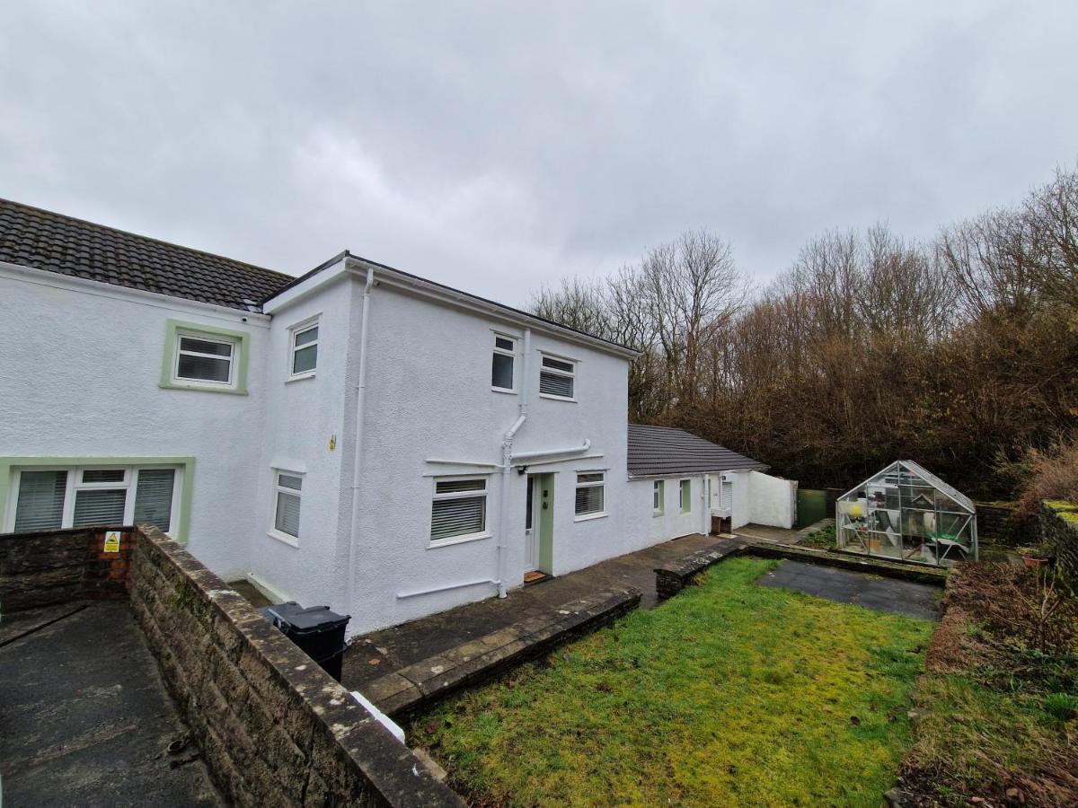 Lewis Gethin House, Newly Renovated Cottage Sleeps 9, Close To Bike Park Wales Merthyr Tydfil Ngoại thất bức ảnh
